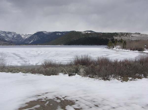 New Fork Lake. Photo by Pinedale Online.