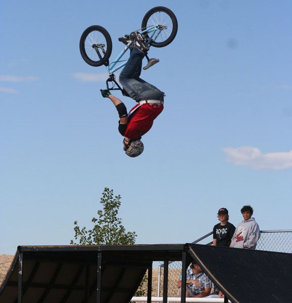 Upsidedown BMX. Photo by Clint Gilchrist, Pinedale Online.