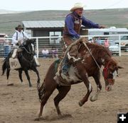Saddle Bronc Ride. Photo by Pinedale Online.