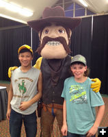 With Pistol Pete. Photo by Pinedale Middle School.
