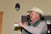 Auctioneer Dave Stephens. Photo by Arnold Brokling.