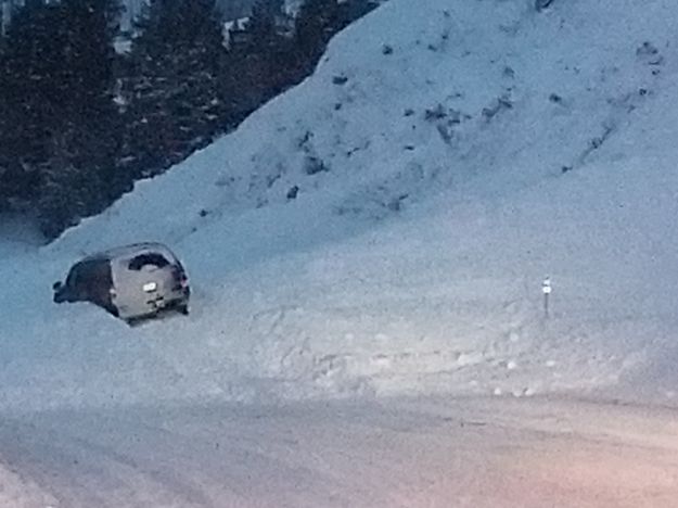 Avalanche in Hoback Canyon. Photo by Sublette County Emergency Management.