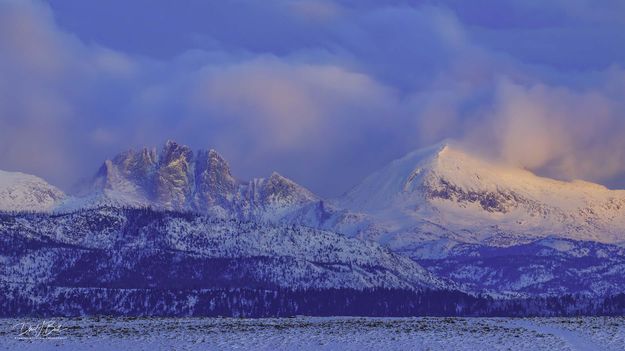 Dancing Light On Raid And Bonneville. Photo by Dave Bell.