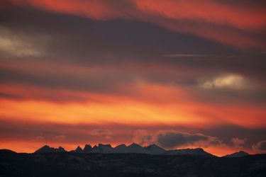 Cirque color. Photo by Dave Bell.