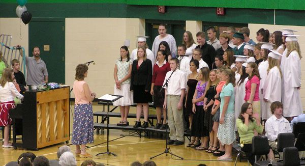 Concert Choir. Photo by Pinedale Online.