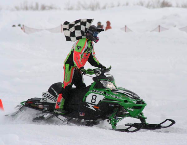 Hadley Wright Victory Lap. Photo by Clint Gilchrist, Pinedale Online.