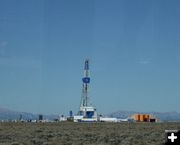 Drilling. Photo by Dawn Ballou, Pinedale Online.