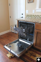 Dishwasher. Photo by Dawn Ballou, Pinedale Online.