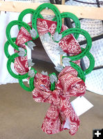 Green Horseshoe Wreath. Photo by Dawn Ballou, Pinedale Online.