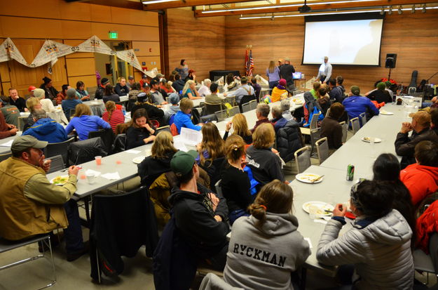 Full house at banquet. Photo by Terry Allen.