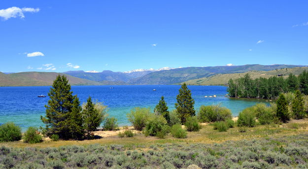 Fremont Lake. Photo by Terry Allen.