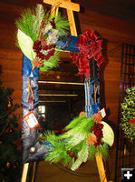 Jay Fear Real Estate Wreath. Photo by Dawn Ballou, Pinedale Online.