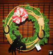 Lariat Wreath. Photo by Dawn Ballou, Pinedale Online.