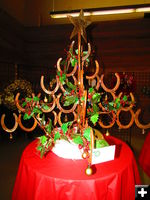 Horseshoe Wreath. Photo by Dawn Ballou, Pinedale Online.