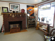 Front room. Photo by Dawn Ballou, Pinedale Online.