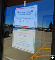 Closed. Photo by Dawn Ballou, Pinedale Online.