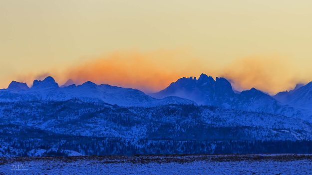 Sunrise Blowing Snow. Photo by Dave Bell.